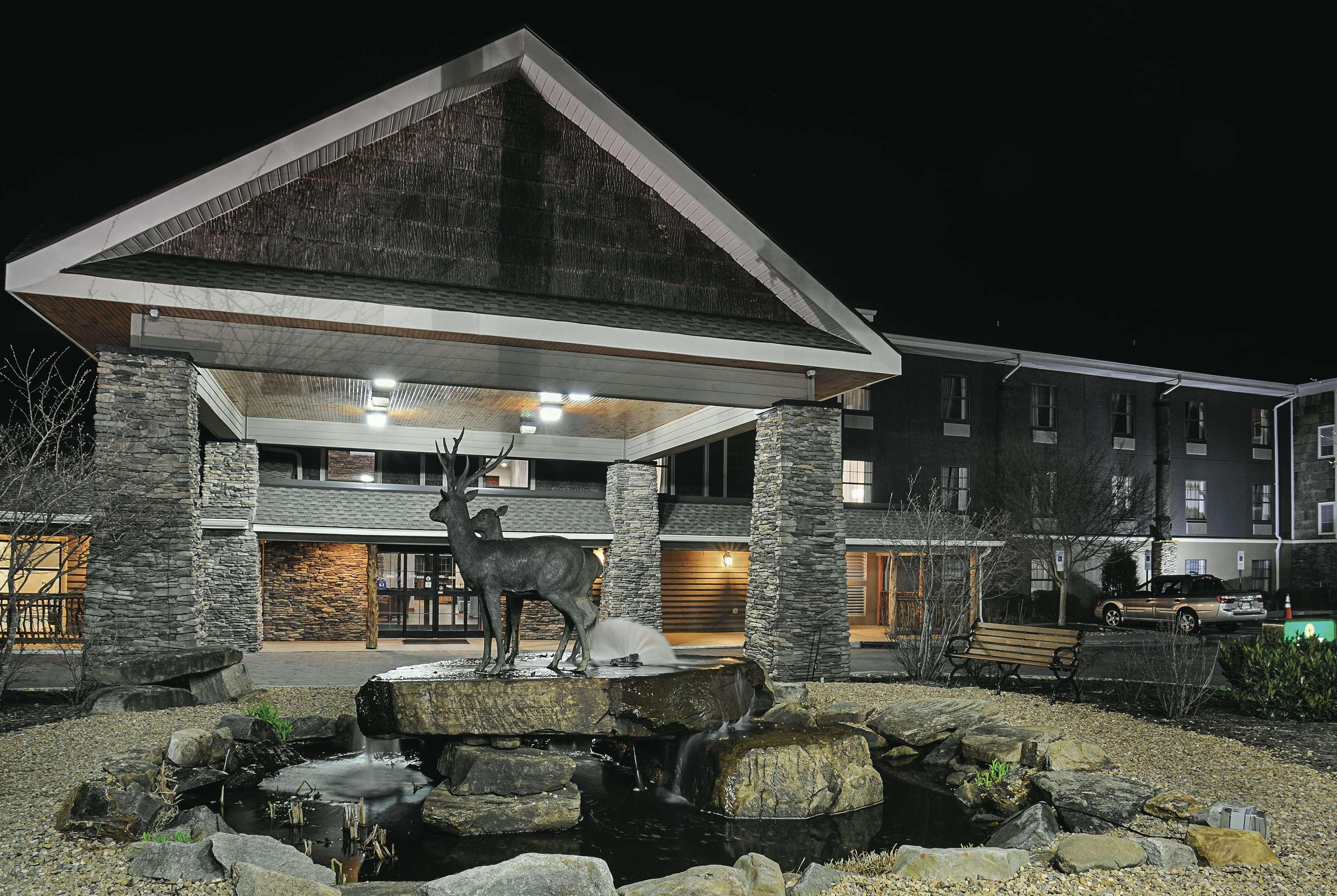 La Quinta By Wyndham Boone Hotel Exterior photo