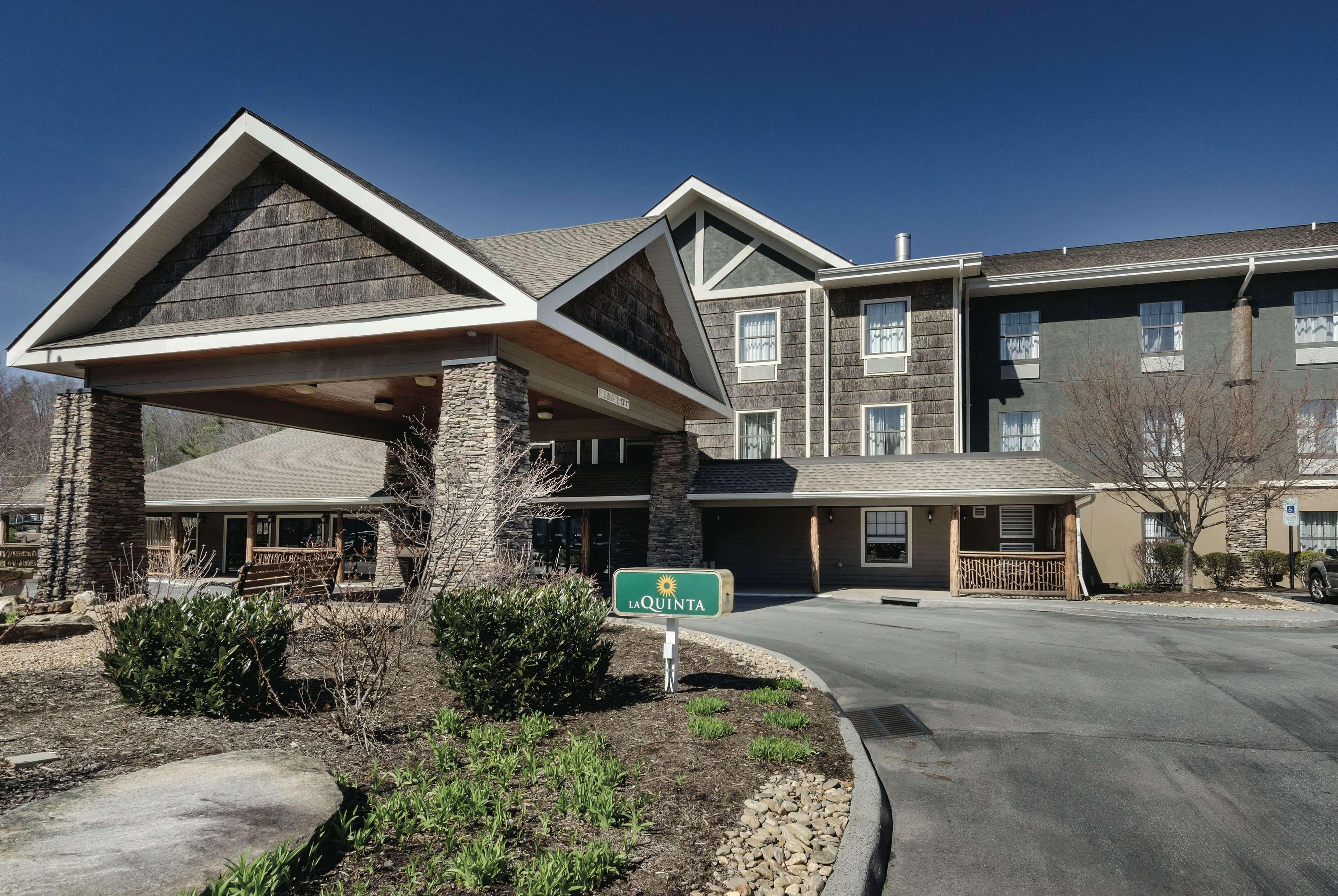 La Quinta By Wyndham Boone Hotel Exterior photo